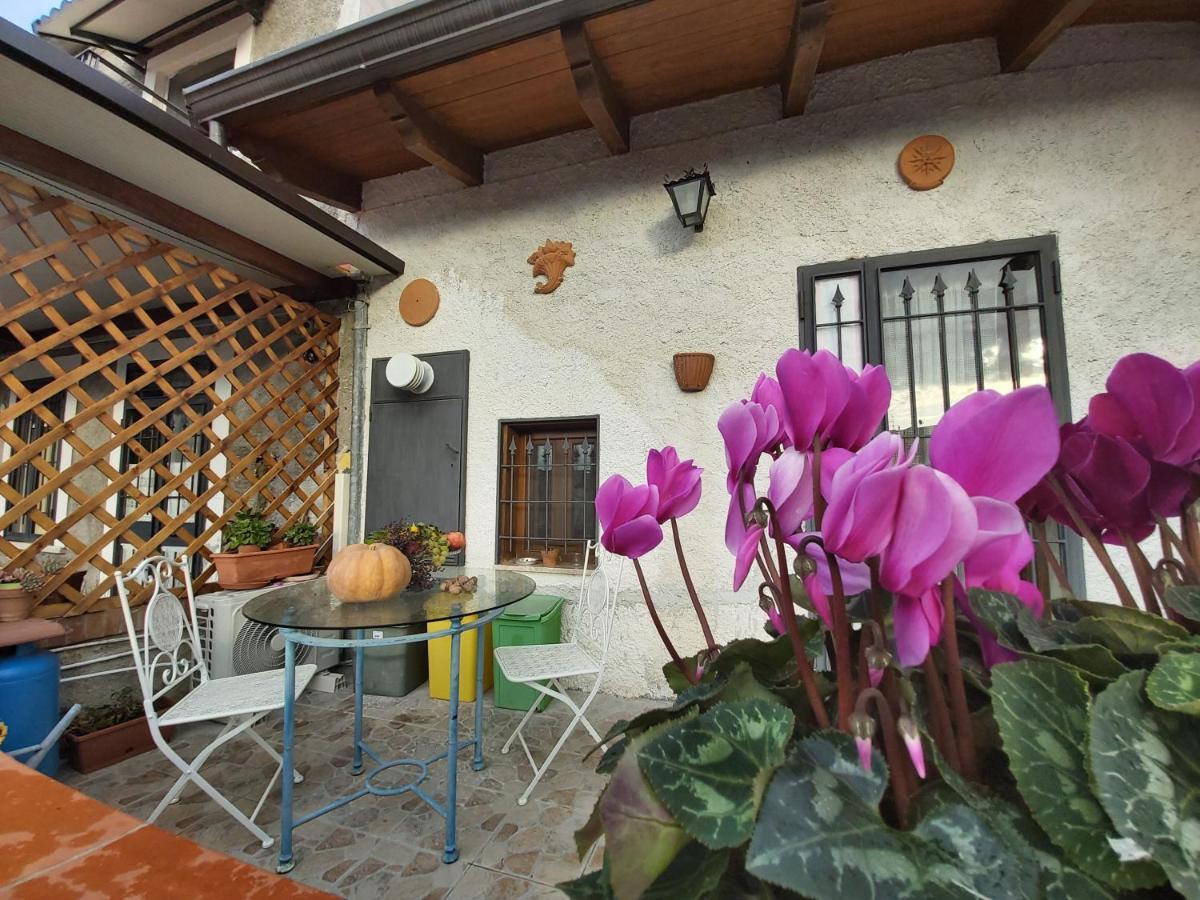 B&B Nonna Angela Albanella Exterior photo